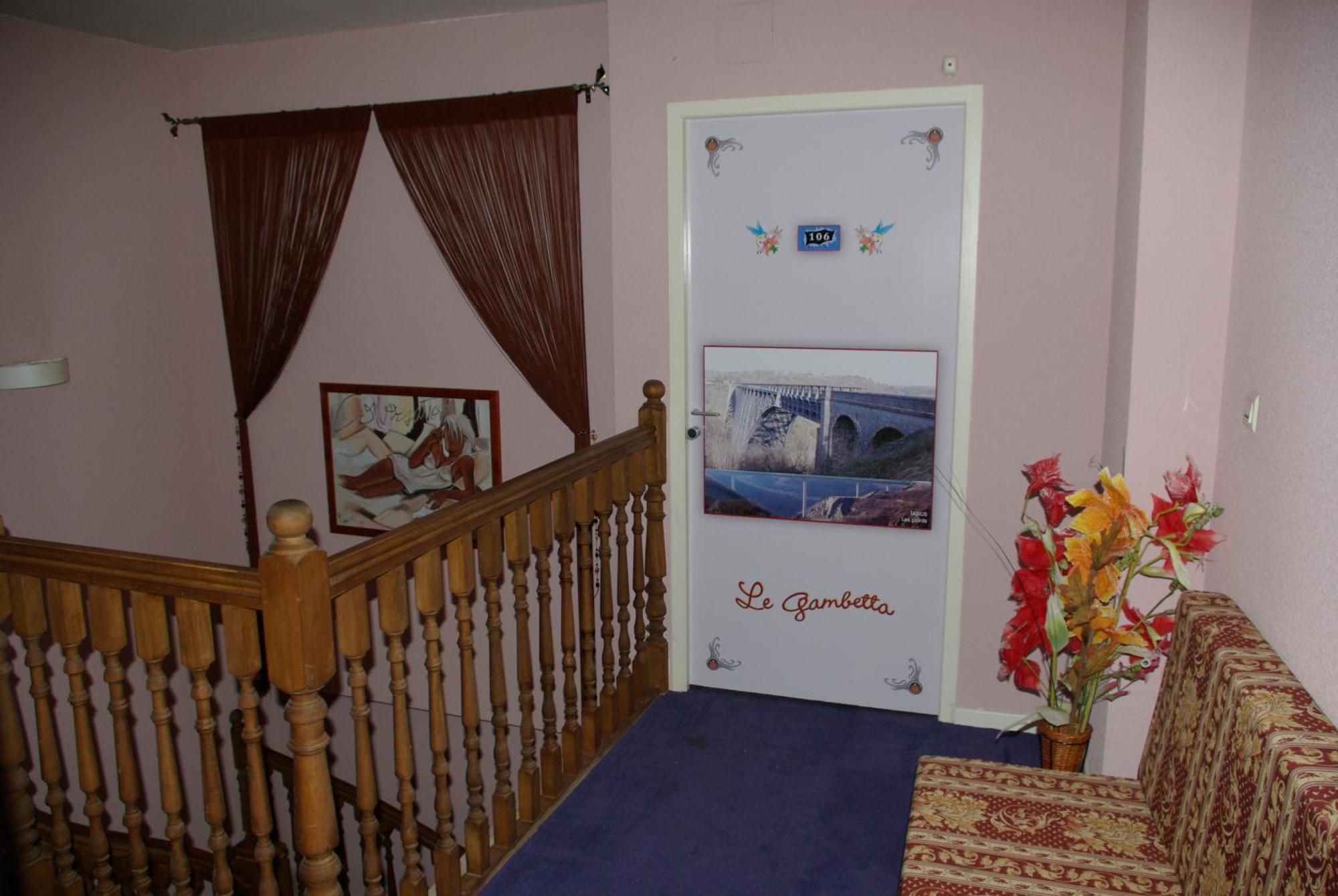 Hotel Le Gambetta Carmaux 외부 사진